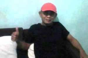 Kades Panawuan, Ade Saenudin